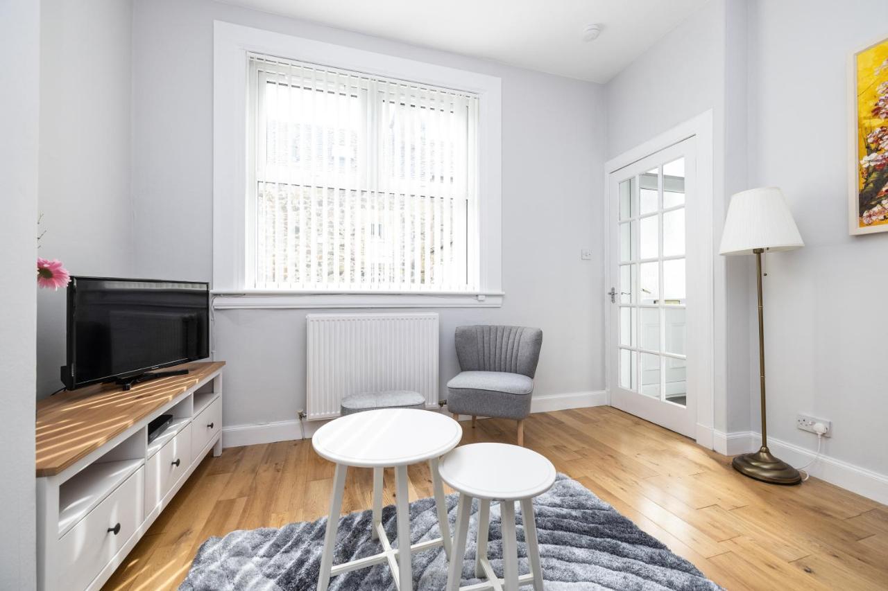 Cosy Town Centre Cottage Peebles Extérieur photo